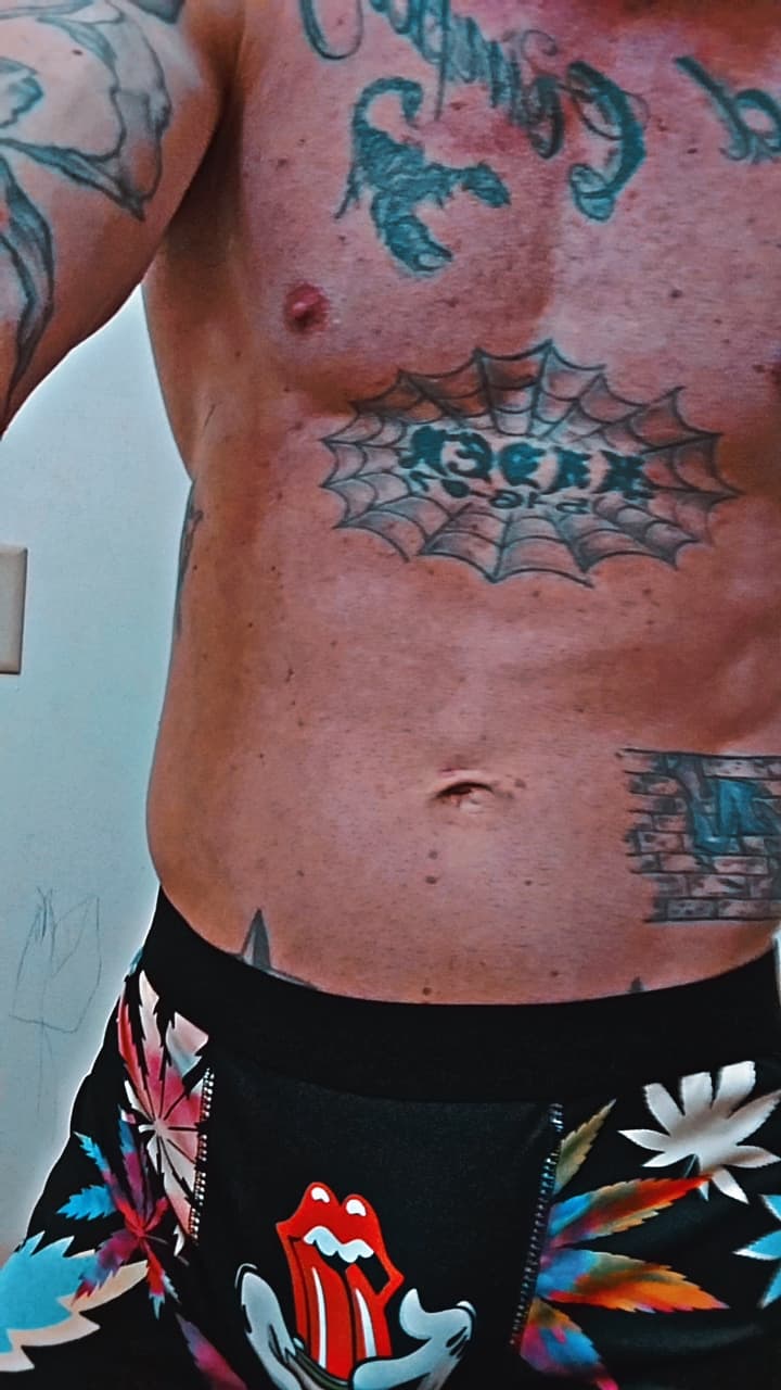 Snapchat-696580526